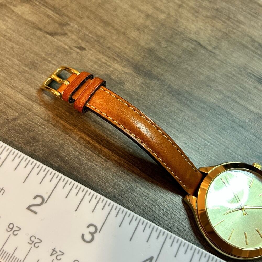 Michael Kors Women’s Double Wrap Watch New in Box!!  Gold face tan leather band - Picture 5 of 15